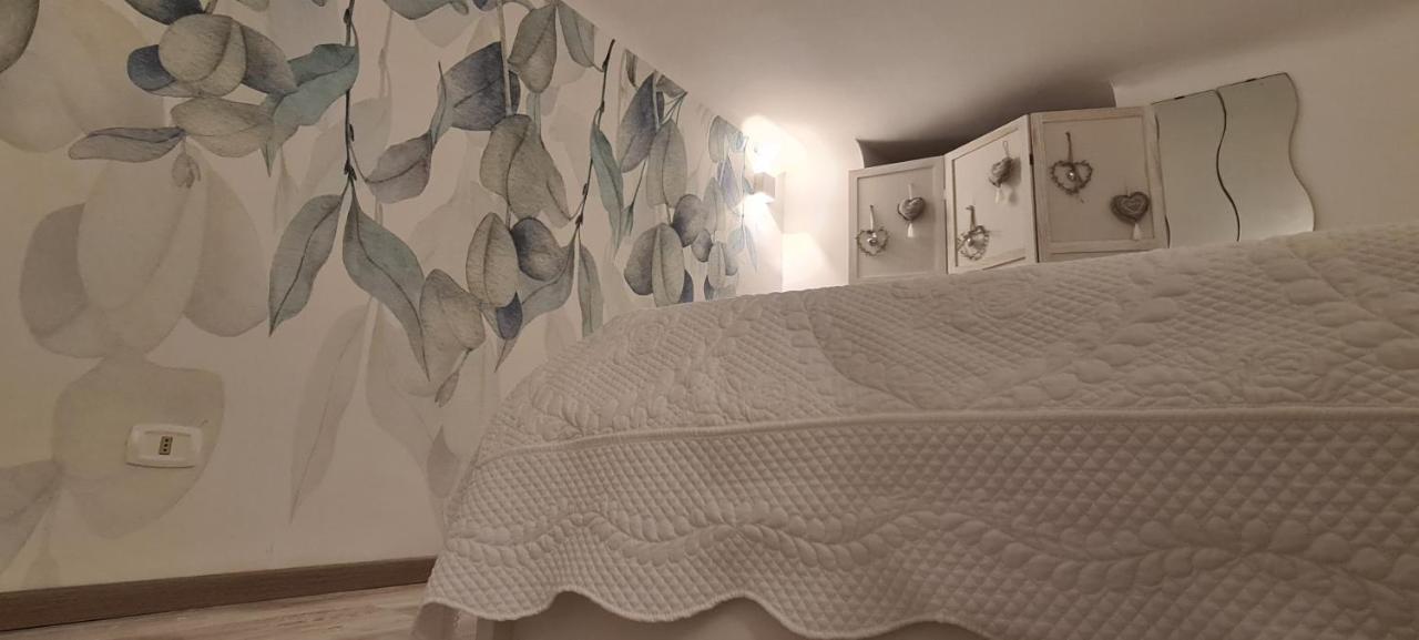 Case Di Paola Via Crisanzio Bari Extérieur photo